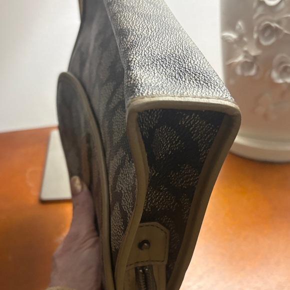 YSL Leopard Print Leather Clutch - Picture 5 of 8